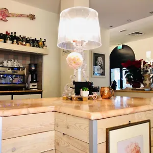 3* Hotel Garisenda - In Centro A -