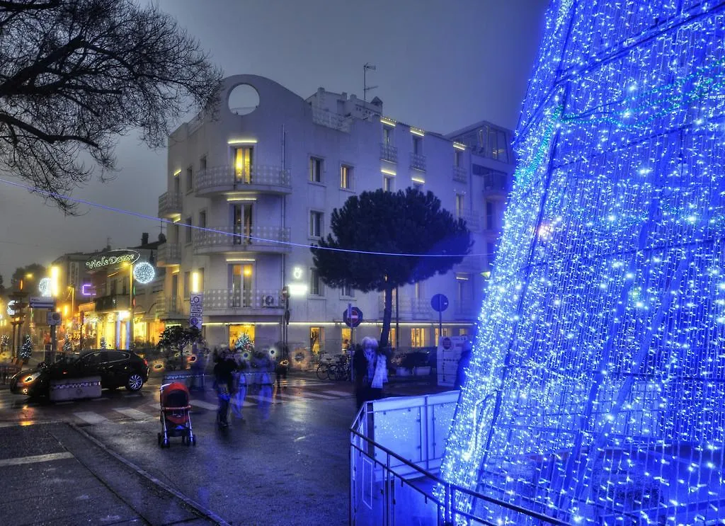 ****  Hotel Al Cavallino Bianco Riccione Italia
