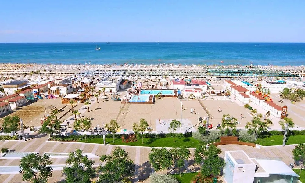 Hotel Al Cavallino Bianco Riccione 4*,